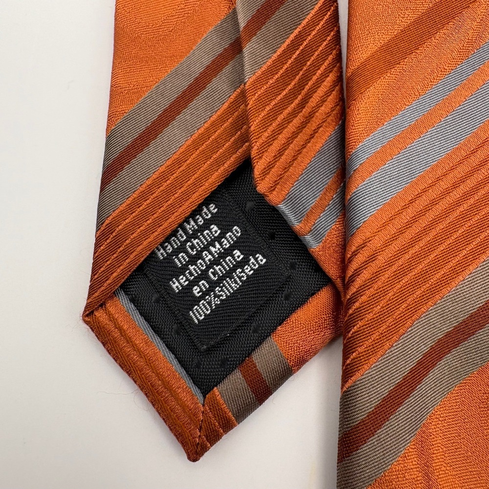 Van Heusen Mens Orange Striped Silk Necktie Stain Resistant 60 Inch Length - Picture 5 of 7
